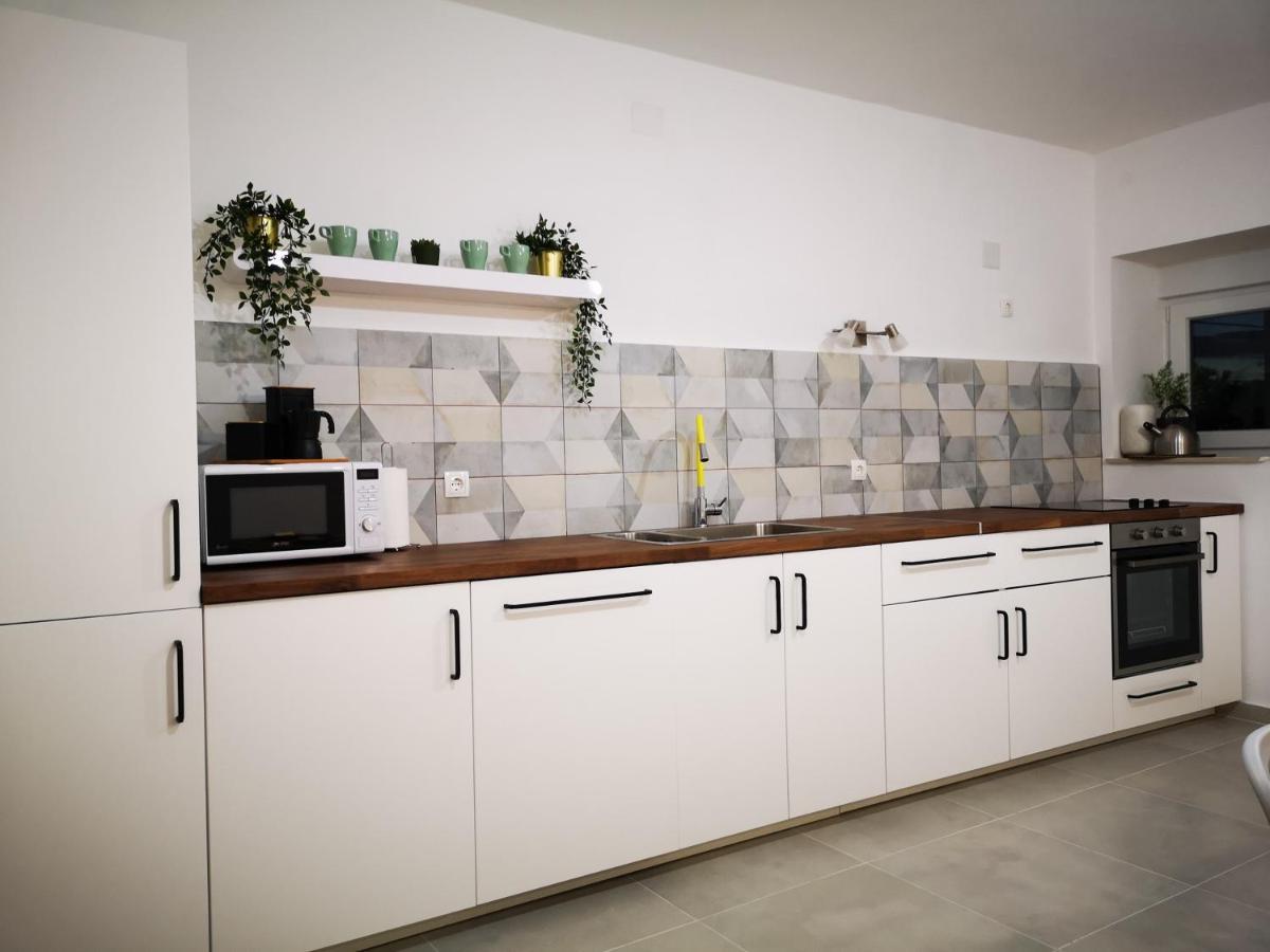 Apartment Sunrise, Coastal Istra, Pula Duga Uvala Pavicini 外观 照片