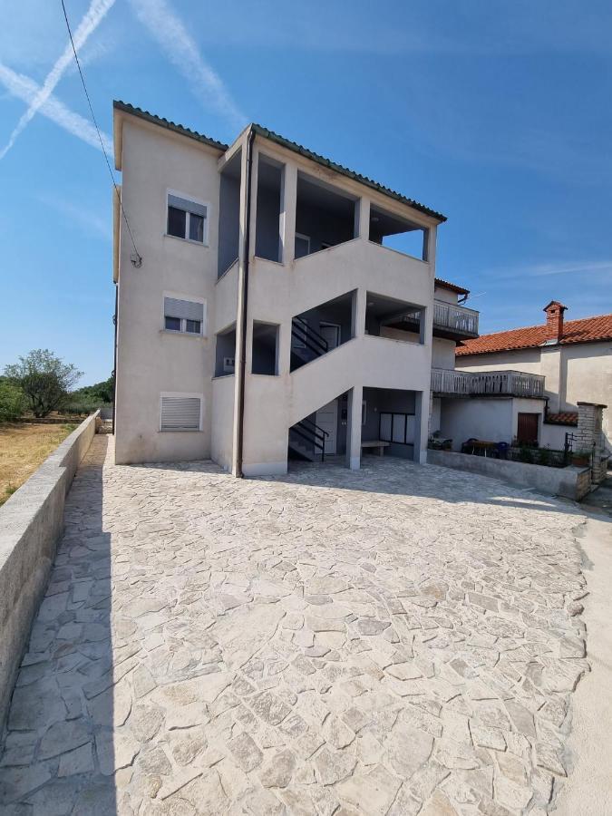 Apartment Sunrise, Coastal Istra, Pula Duga Uvala Pavicini 外观 照片